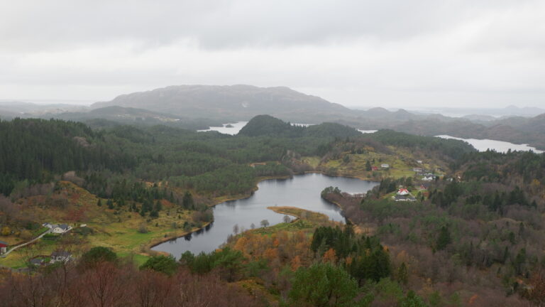Ausblick auf das Land um Gripen gard